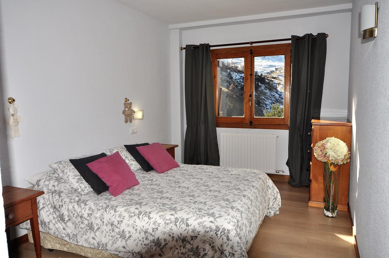 Apartamentos Tirol Formigal Extérieur photo