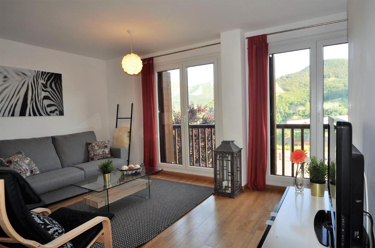 Apartamentos Tirol Formigal Extérieur photo